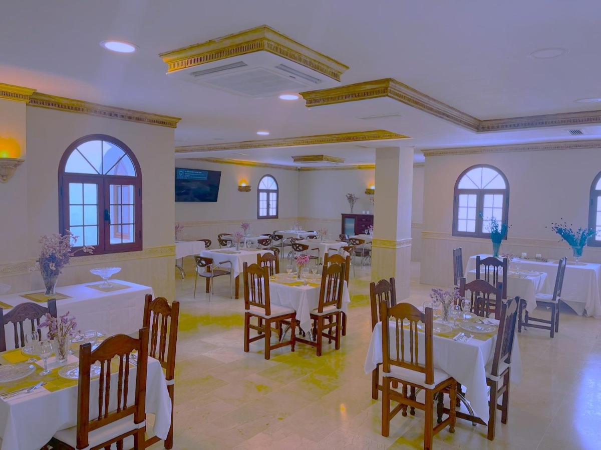 Hotel Sol Sanlúcar Sanlúcar la Mayor Dış mekan fotoğraf